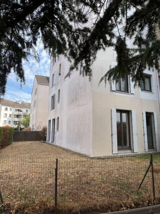 Location Appartement T2 meublé lumineux de 53 m² avec jardin privatif d Évry-courcouronnes
