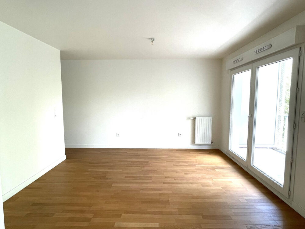 Location Appartement Appartement avec grand balcon entre Seine et Parc. Clichy