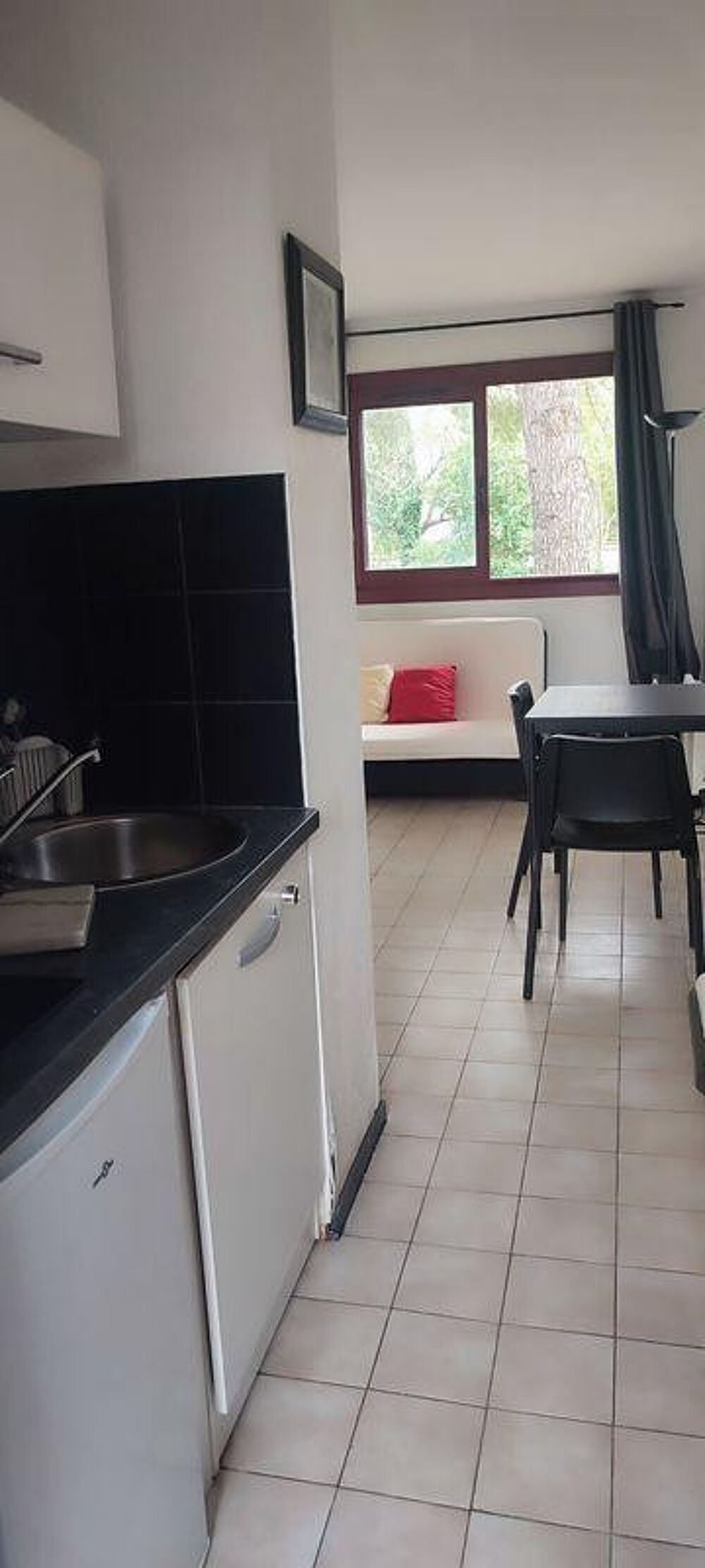 Location Appartement Très joli studio meublé 19m² Aix-en-provence