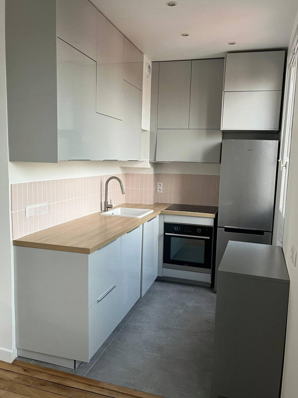 Location Appartement Beau T3 meublé 52m² hypercentre de Colombes Colombes