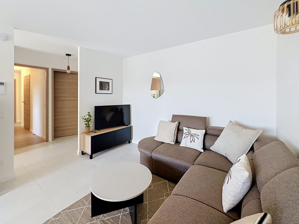 Location Appartement Appartement  - 3 pièces  - 67.19 m² Nice