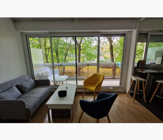 Location Appartement Studio meublé à louer Puteaux