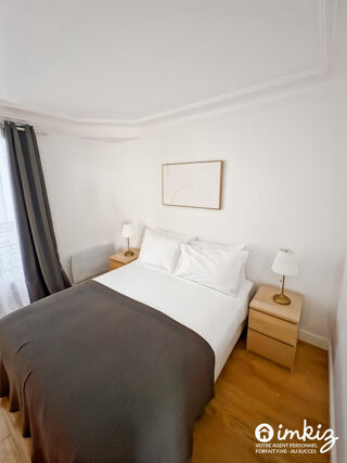 Vente Appartement Paris 9e - 51 m² de caractère, parquet et cheminée Paris 9