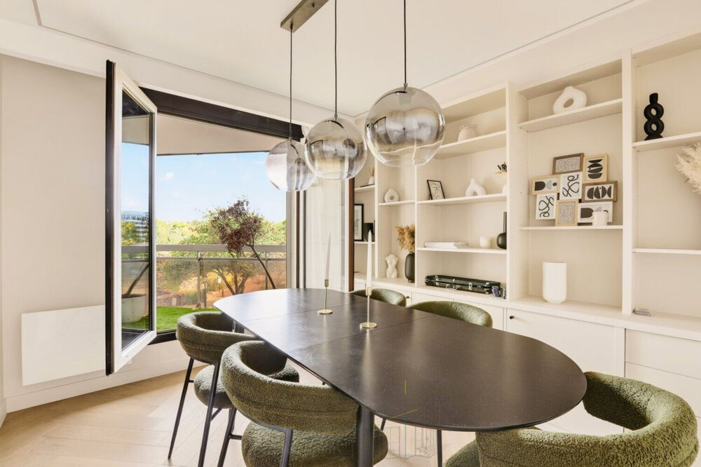 à vendre  Appartement Courbevoie (92400)