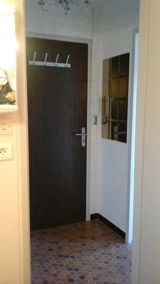 Location Appartement Loué f1bis avec parking privatif 6ème et dernier Saint-Étienne