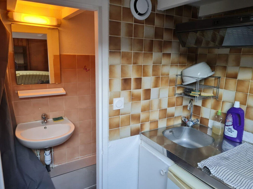Location Appartement Beau studio meublé 15m² Quartier Capucins Bordeaux