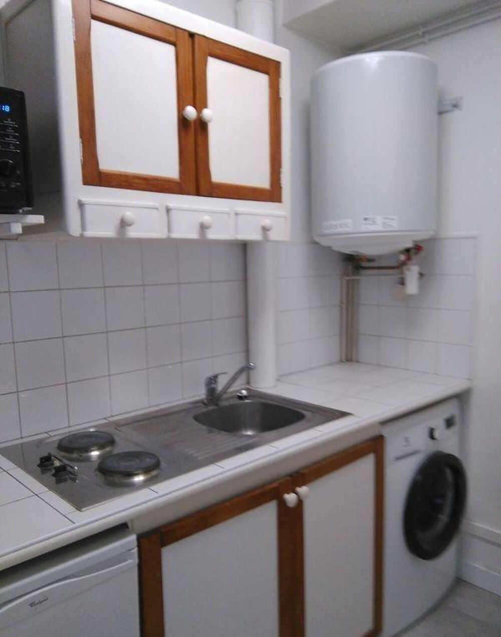 Location Appartement Beau studio meublé 26m² métro volontaires Paris 15