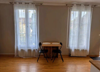  Appartement à louer 2 pièces 42 m²