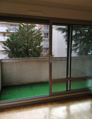  Appartement à louer 2 pièces 50 m²