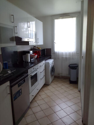   Chambre 14 m2 en colocation dans un F5 proche RERA Cergy