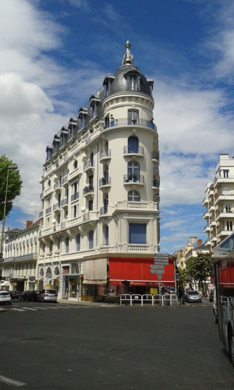   Vichy centre Ville.... Entrée sur les Parcs Appartement - 2 pièce(s) - 40 m²