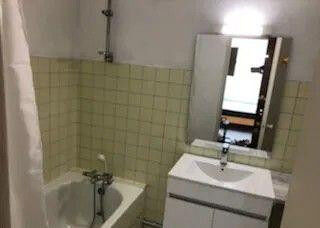  Appartement à louer 2 pièces 33 m²