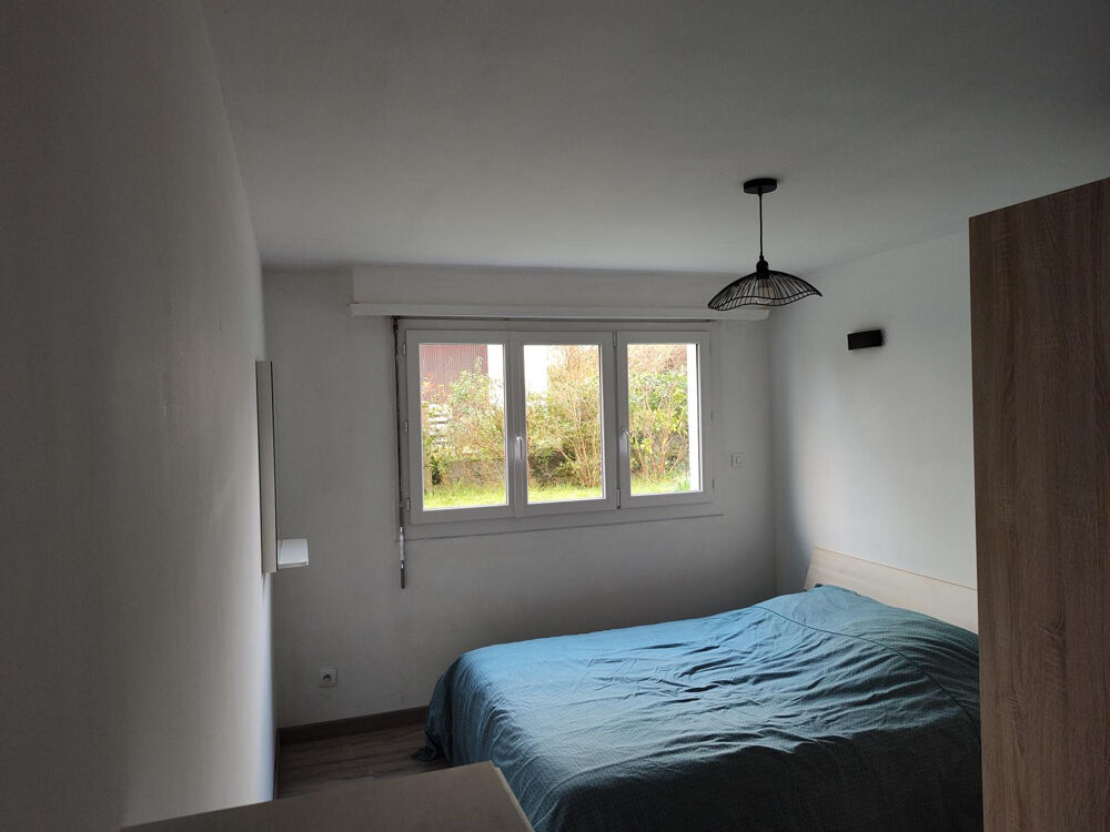 Location Appartement Studio/2 pièces: 25m2 + véranda + jardin + parking Nantes