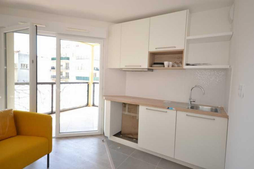 Location Appartement Magnifique studio Courbevoie proche La Défense Courbevoie