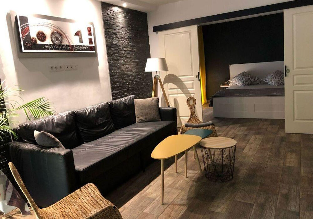 Beau T3 meublé 53m² moderne climatisé et équipé