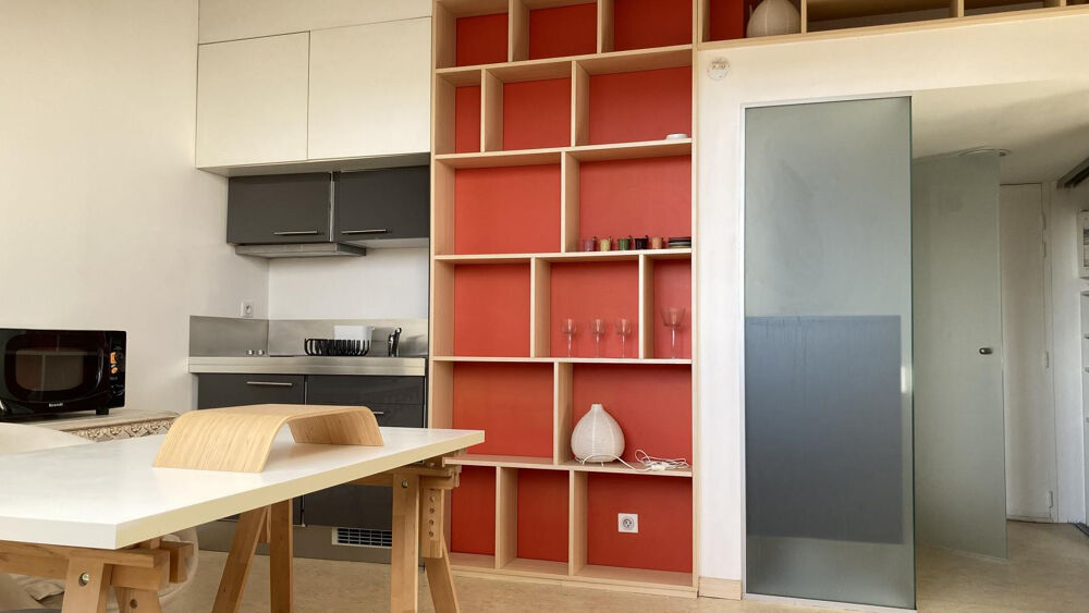 Location Appartement A louer grand studio meublé 25 m2  Carnot/Léopold Nancy