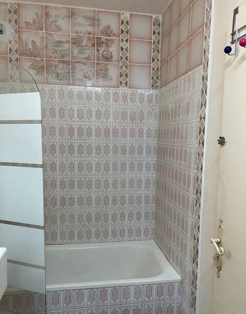   Chambre confortable meublée 12 m² dans coloc 75m² 
