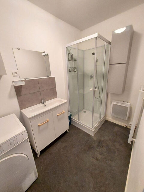   Colocation 81m² pour 3 personnes refaite à neuf 