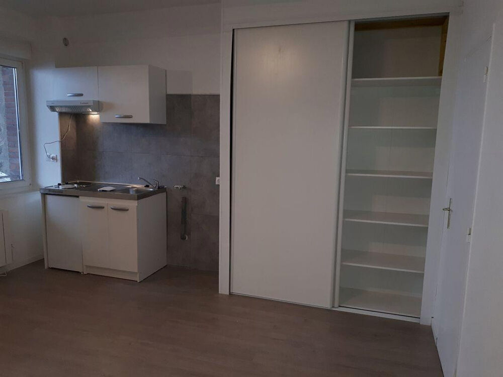 Location Appartement Beau studio 20m² refait a neuf Reims