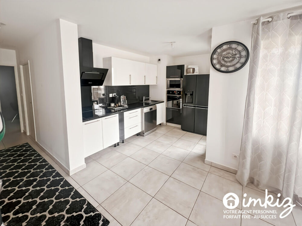 Vente Appartement Appartement 3 pièces avec balcon et garage Bron