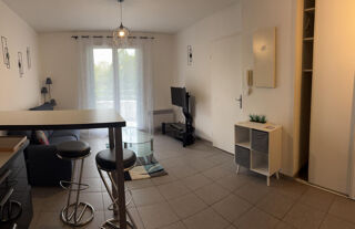  Appartement à louer 2 pièces 40 m²