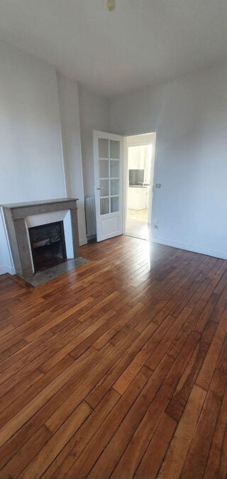 Location Appartement 2 pièces de 35m2 à Villejuif Villejuif
