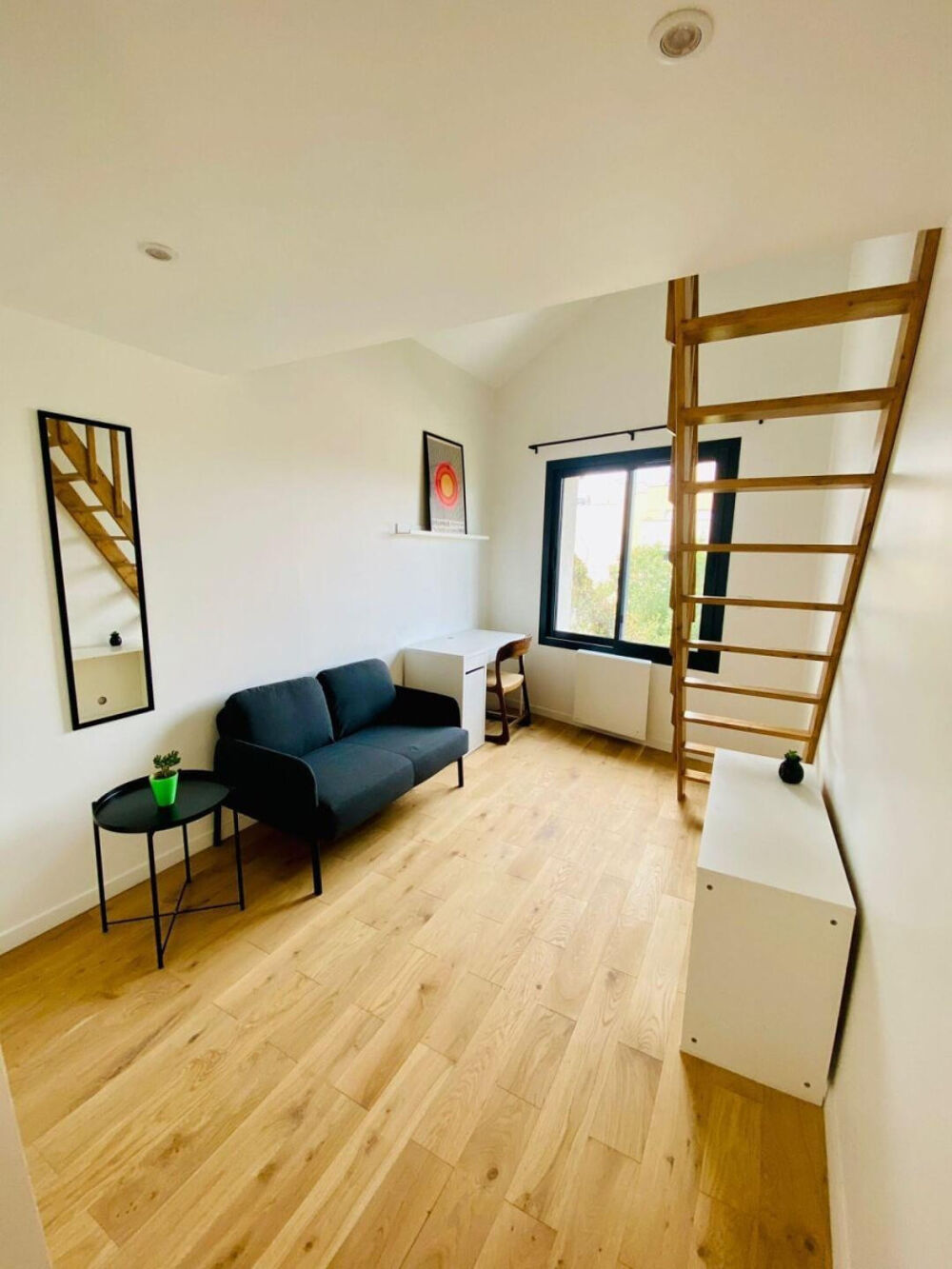   Magnifique coliving 250m² metro Gainsbourg M11 Paris 20