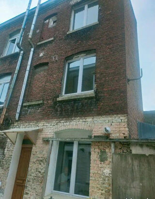 Location Maison Belle maison de cour 50m² à louer Lille