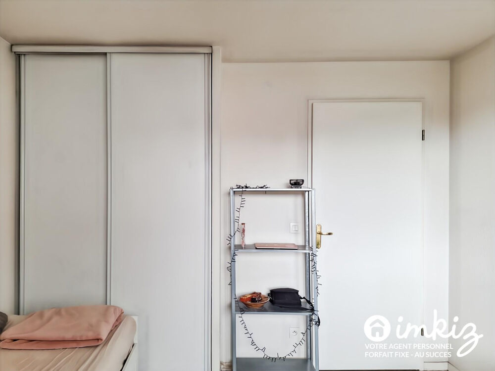 Vente Appartement Studio  avec vue dégagée - DPE C Paris 10
