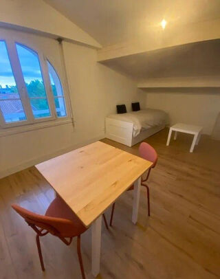 Location Appartement Bel appartement mansardé meublé mansardé 16,5m² Toulouse