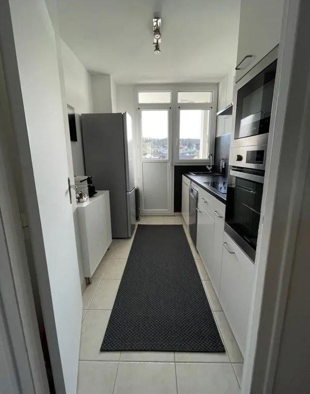 Location Appartement Beau 2P meublé 43m² équipé avec balcon Fontenay-le-fleury