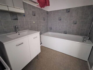  Appartement à louer 1 pièce 38 m²