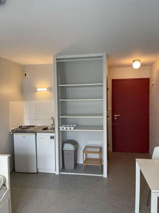 Location Appartement Studio meublé récent a louer Nantes