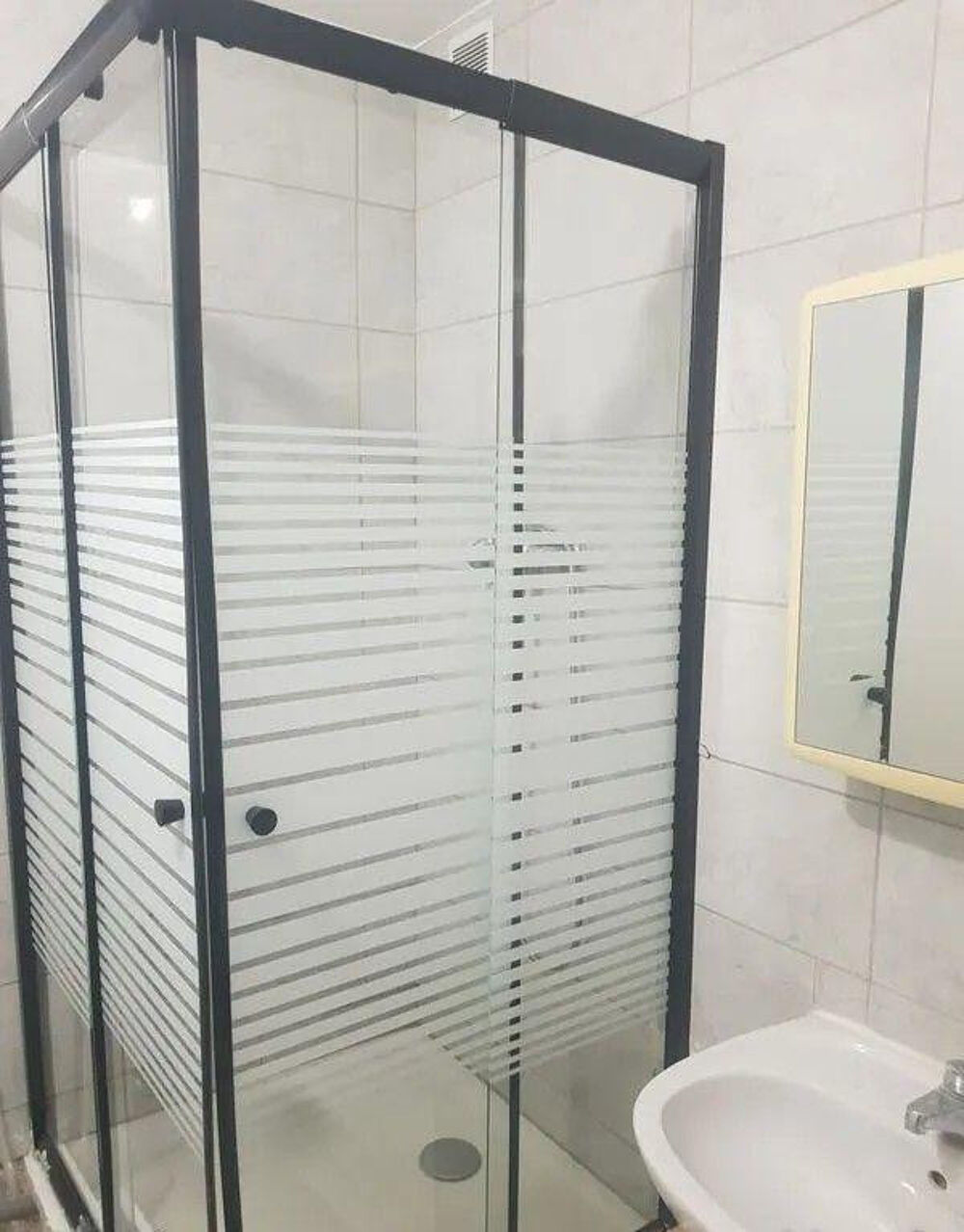 Location Appartement Studio meublé 24m² quartier résidentiel paisible Nanterre