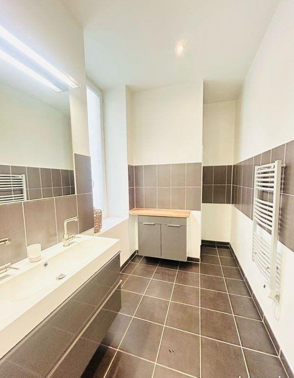 Location Appartement BEAU T2 ENTIÈREMENT MEUBLÉ 30M² Lyon 1