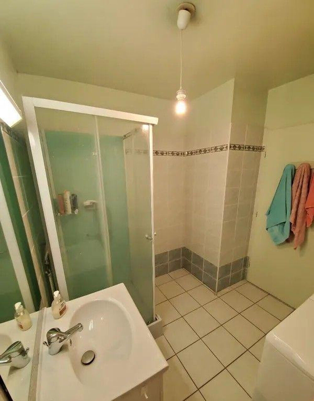 Location Appartement Beau studio meublé 26m² avec une terrasse de 31m² Reims