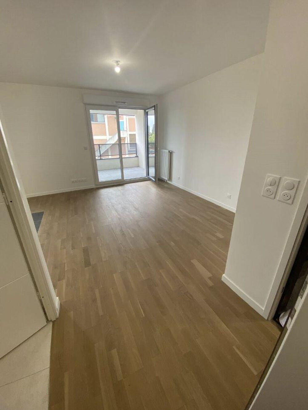 Location Appartement Studio à louer Romainville