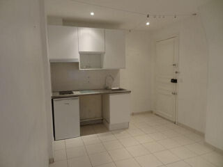 Location Appartement 2 pièces à louer à Paris 15 Convention Paris 15