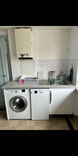  Appartement à louer 2 pièces 64 m²
