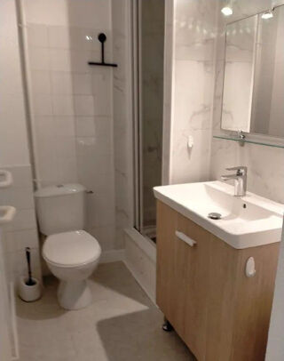 Location Appartement Beau studio 16m2 à Nantes centre Nantes