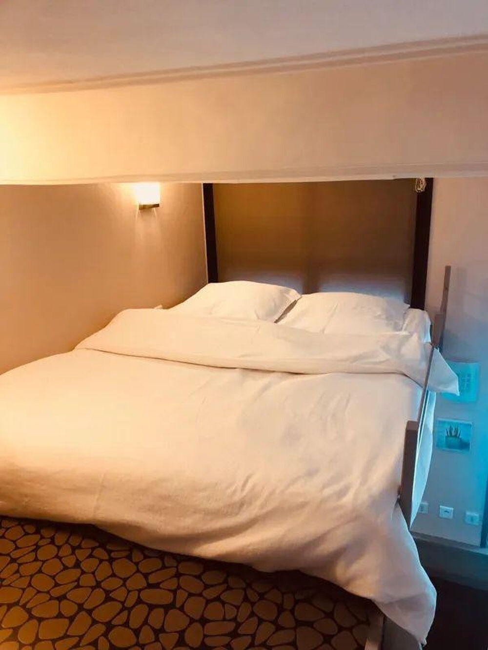 Location Appartement Beau studio meublé 18m² centre ville Valenciennes Valenciennes