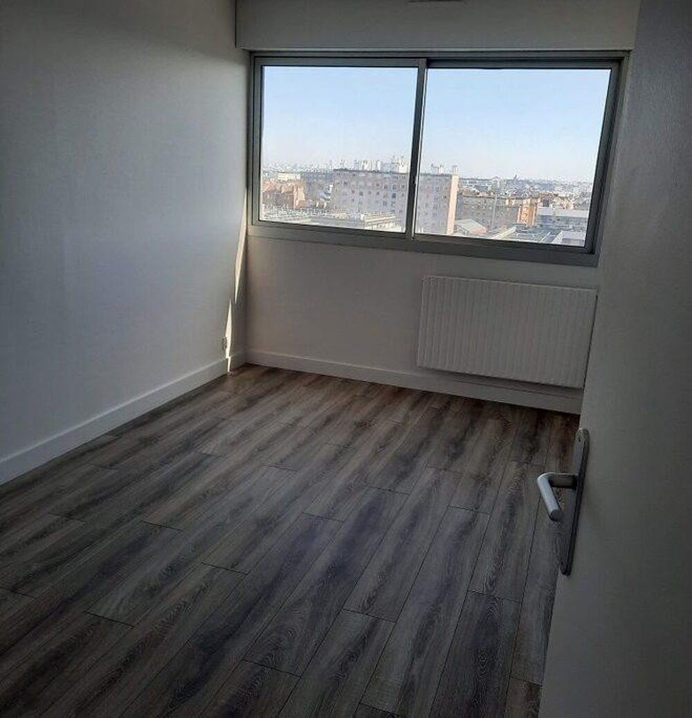 Location Appartement Grand T3 à Ivry-sur-Seine parking et cave Ivry-sur-seine