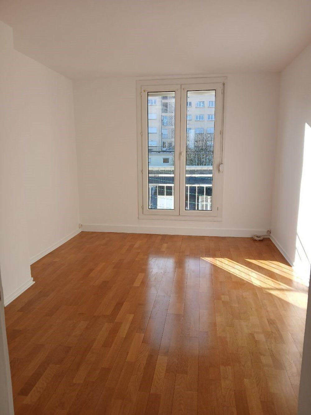 Location Appartement Beau T2/3 51m² entièrement repeint Saint Pasquier Nantes