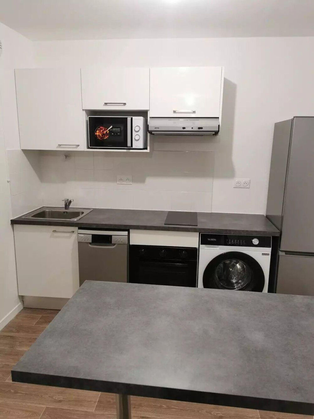 Location Appartement Beau 2P neuf T2 totalement équipé 38m² L'Île-saint-denis