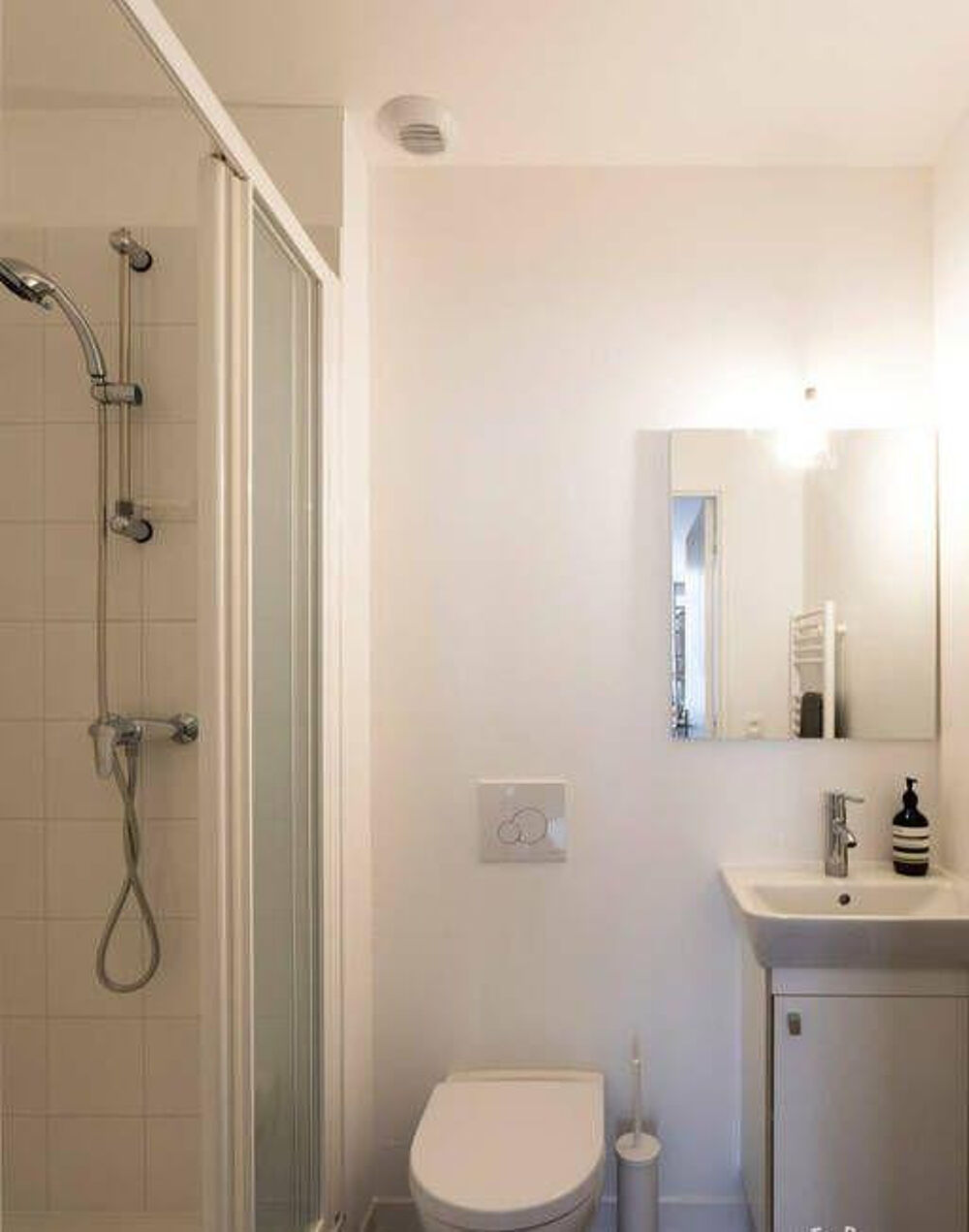 Location Appartement Superbe studio 20m² meublé et rénové Plein centre Marseille 1