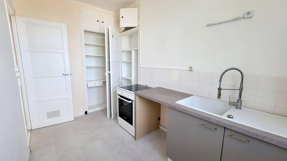 Location Appartement Beau T2 sur la Butte Ste Anne 42m² Nantes