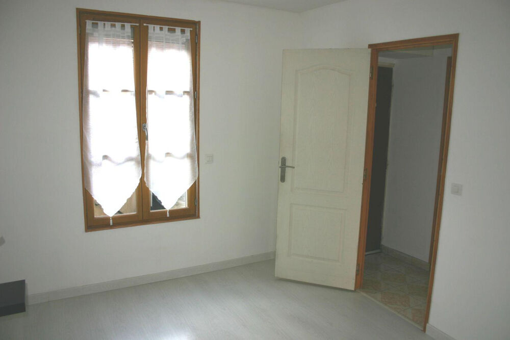 Location Appartement Appartement F2 Hyper centre Houdan Houdan