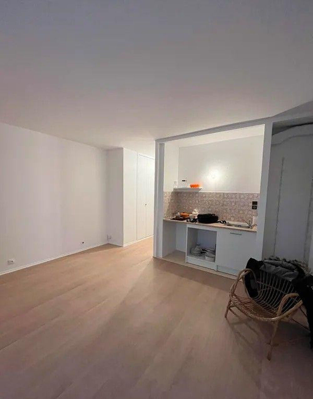 Location Appartement Beau studio lumineux de 24m² Paris 15