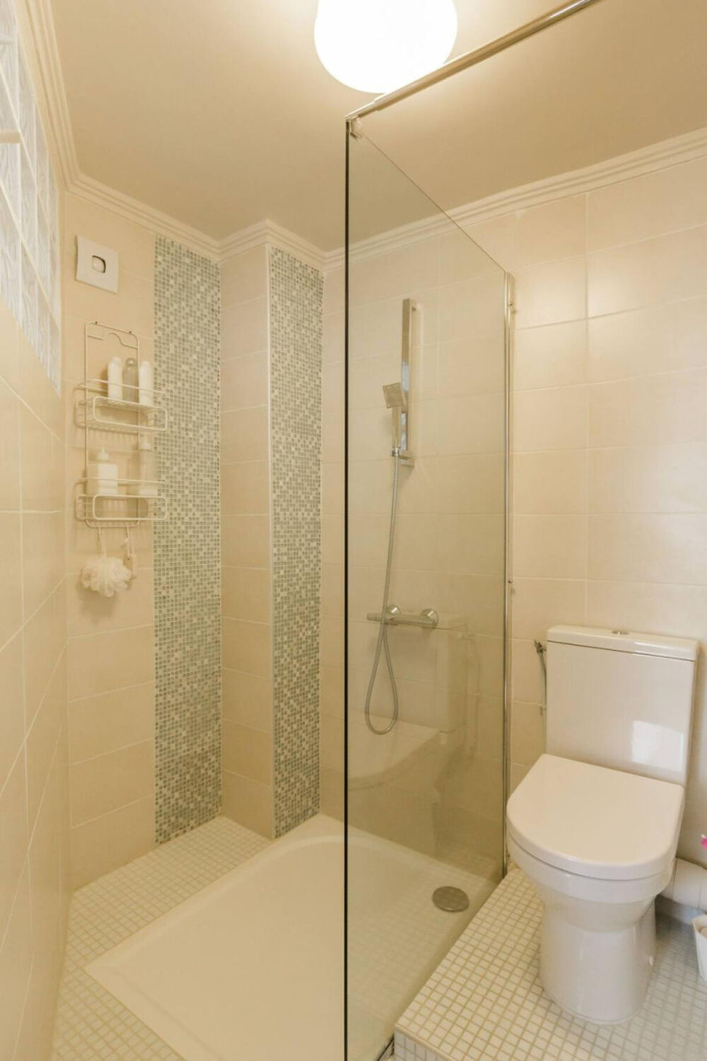 Location Appartement Grand studio meublé • Métro 1 Bérault et RER A Vincennes