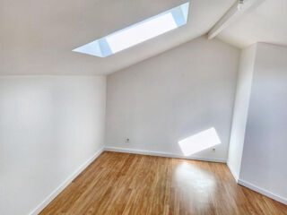  Maison à louer 5 pièces 90 m²